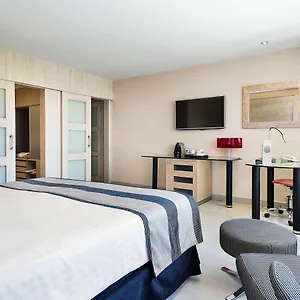https://the-level-at-melia-sevilla.es-andalucia.com