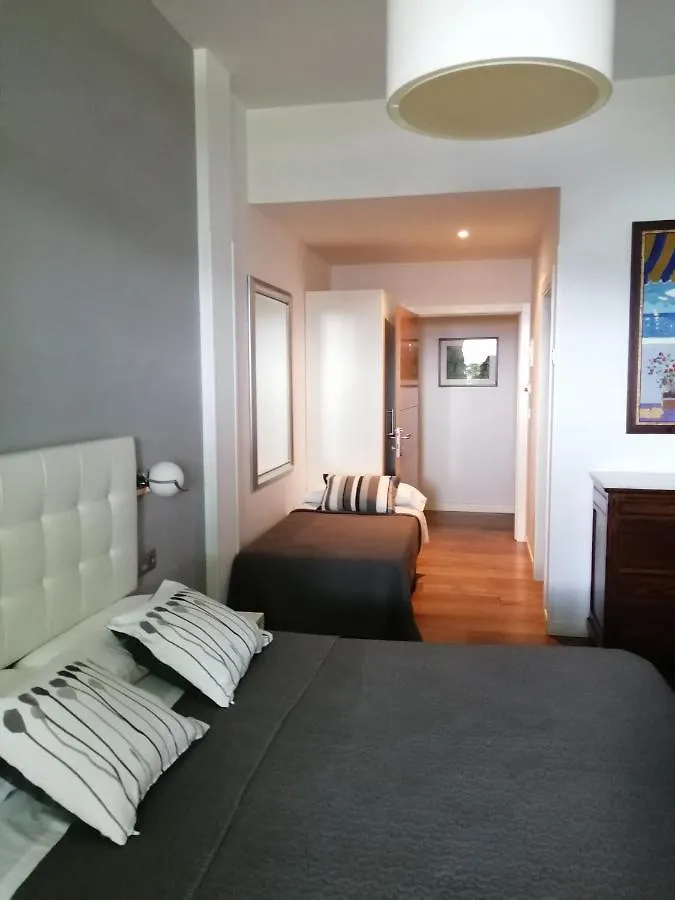 Hotel Cr Luarri à Saint-Sébastien Maison d'hôtes